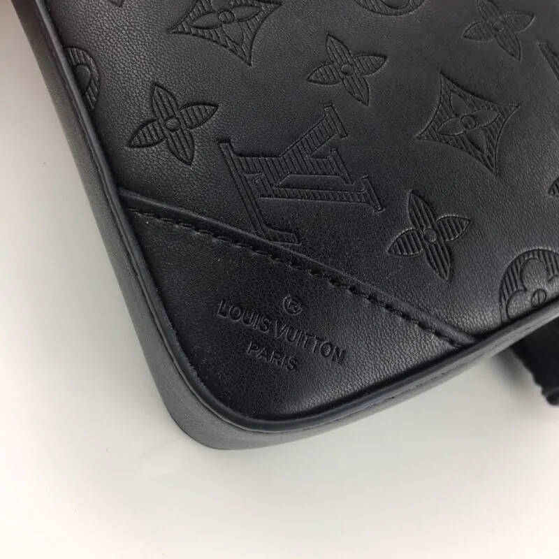 Louis Vuitton Trio Messenger Bag Black/Gray - Image 2