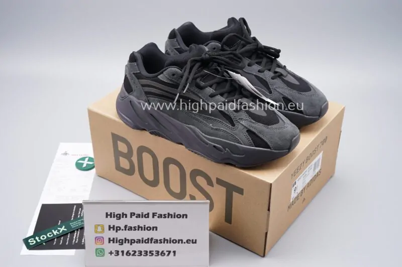 Yeezy Boost 700 V2 Vanta