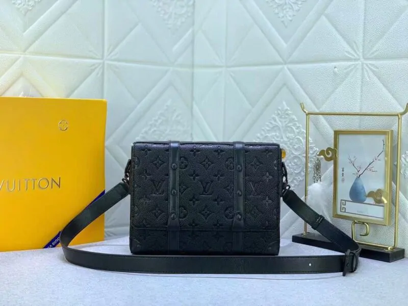 Louis Vuitton Trunk Messenger Bag Black