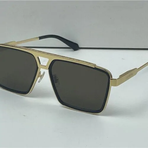 Louis Vuitton Evidence Metal Square Gold With Black Glasses