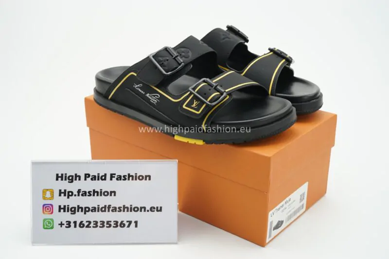 Louis Vuitton Sandals Geel